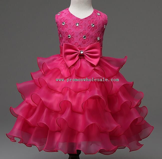 indah gaun untuk putri