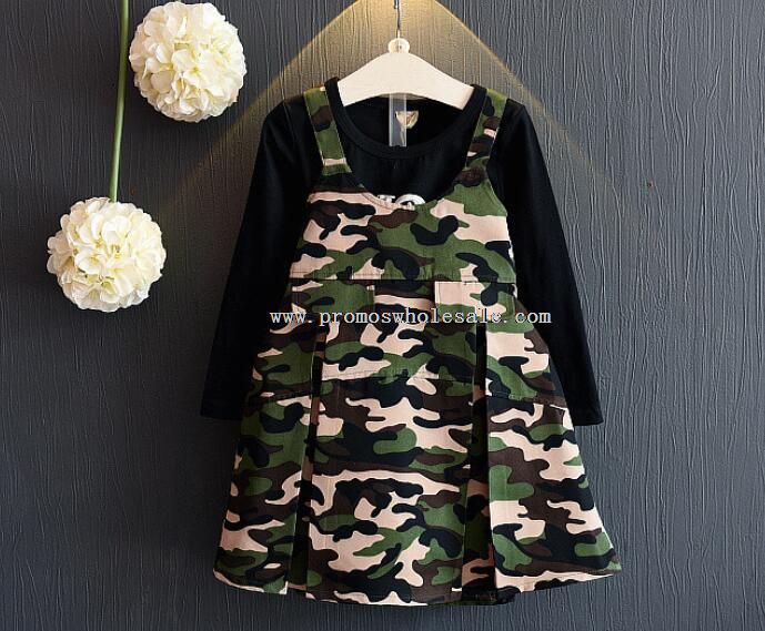 robe de glissement branché de vêtements de camouflage