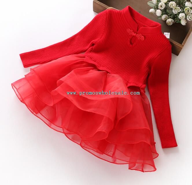 Zimní dívky pletení vzor červené šaty