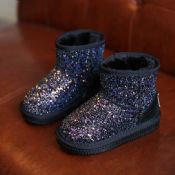 chaussures filles chaudes d’hiver images