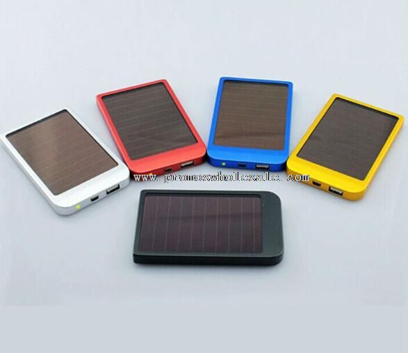 Slank Solar makt Bank 2600mah