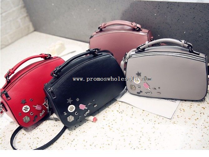 women trendy bags