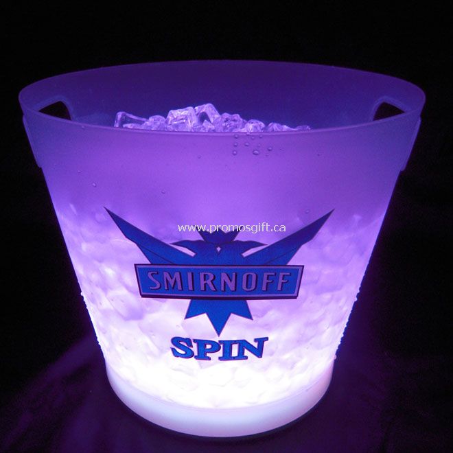 Led ice bucket