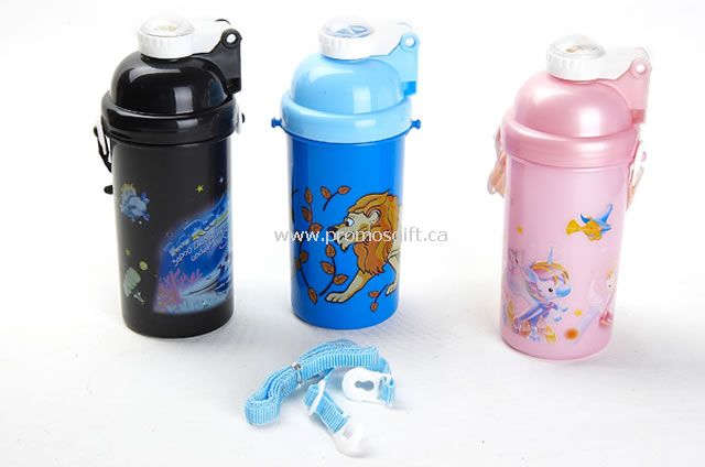Barn vannflaske