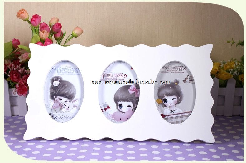 3 round white combination wooden photo