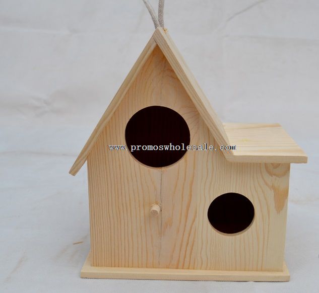 Casa de madeira do pássaro
