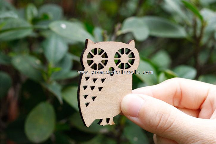 Lovely owl wooden fridge magnet