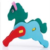 Brinquedo do cavalo de madeira, quebra-cabeça images