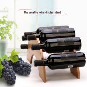 Ξύλινα κρασί rack images