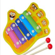 Xylophone en bois avec 5 touches de métal de tonalité images