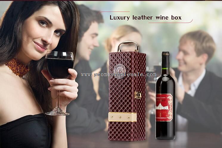 Paris wine box