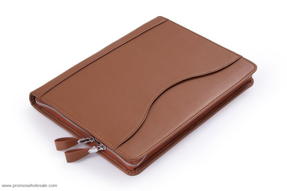 Classic Zip-Close Folio for laptop