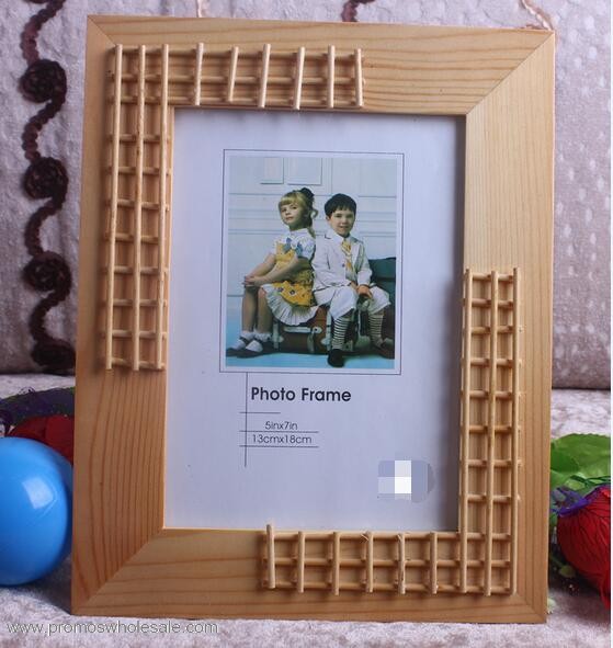 Træ Shadow Box Frame