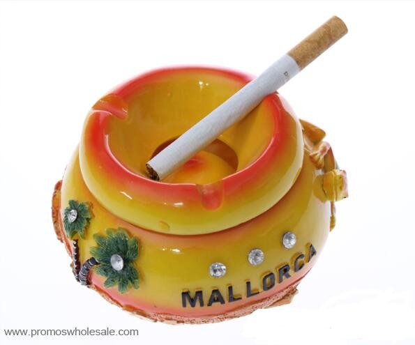 Cigar ashtray