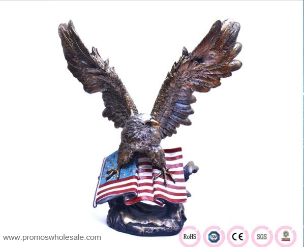 Eagle shape modern resin crafts house decoration