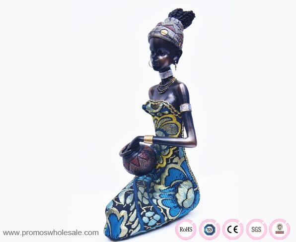 Afrikansk kvinna polyresin staty