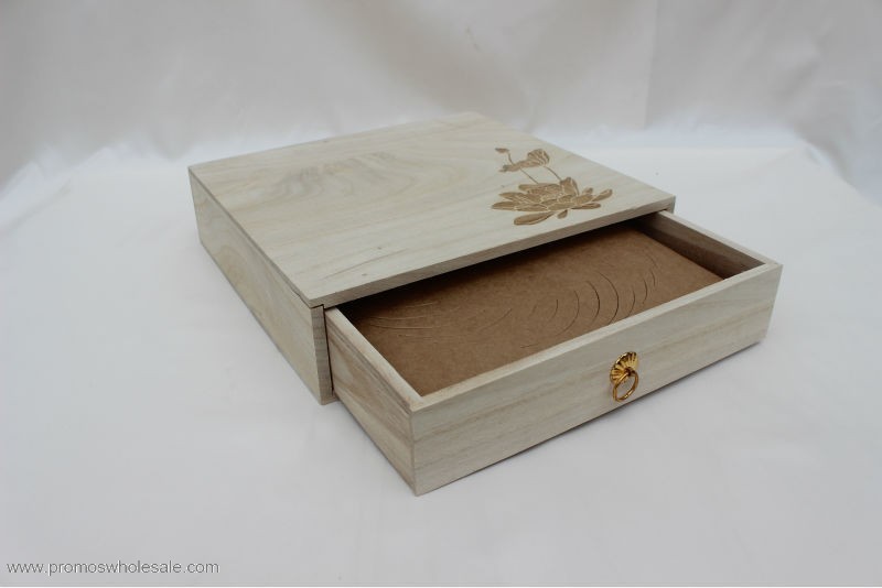 Wooden gift box with padlock
