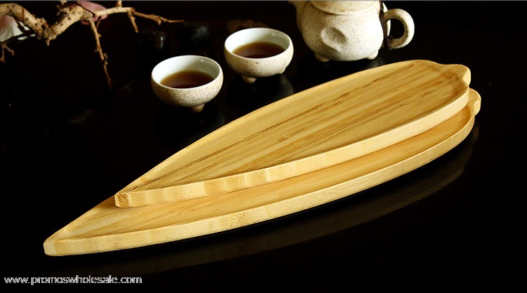 Leaf shaped tea serving tray