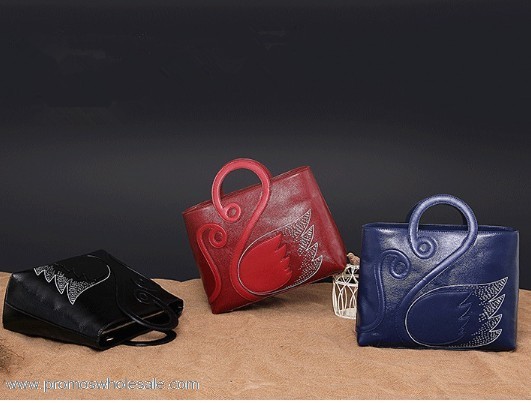 Fashion tote handbags