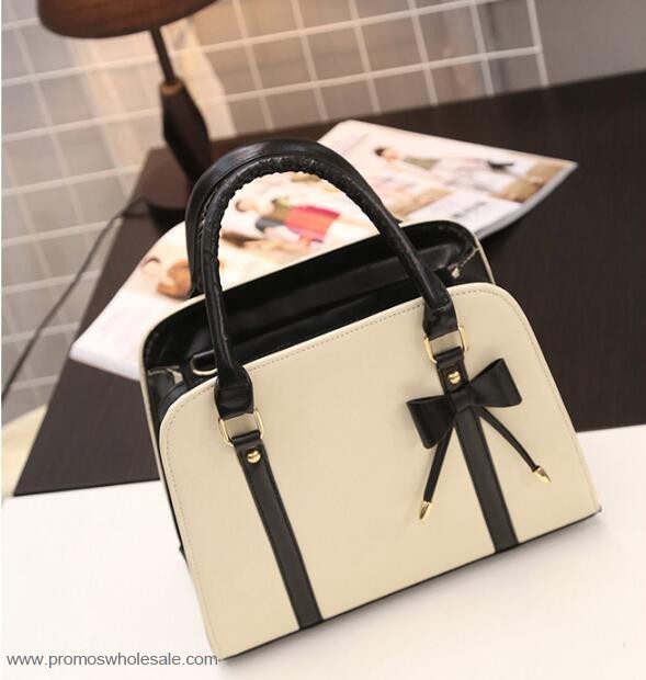 leather tote handbag