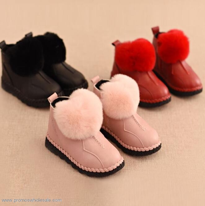 child snow boots